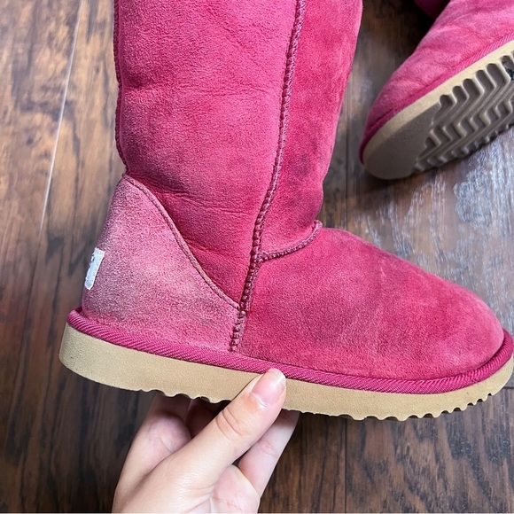UGG • Classic Short Boot 5825 burgundy maroon pink suede sheepskin shearling mid - Picture 7 of 12